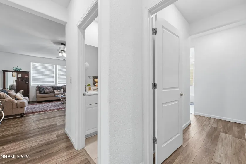 326 Redwall, Dayton, Nevada 89403, 3 Bedrooms Bedrooms, ,2 BathroomsBathrooms,Residential,Residential,Redwall,250059053