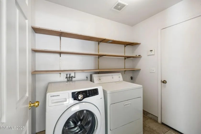 2120 Keystone, Reno, Nevada 89503, 3 Bedrooms Bedrooms, ,2 BathroomsBathrooms,Residential,Residential,Keystone,250056758