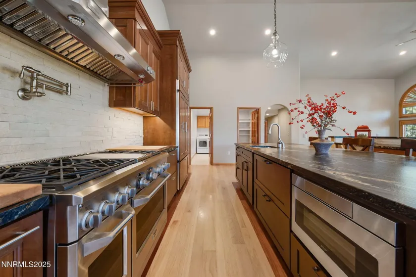 1205 Greensburg, Reno, Nevada 89509, 4 Bedrooms Bedrooms, ,3 BathroomsBathrooms,Residential,Residential,Greensburg,250059072