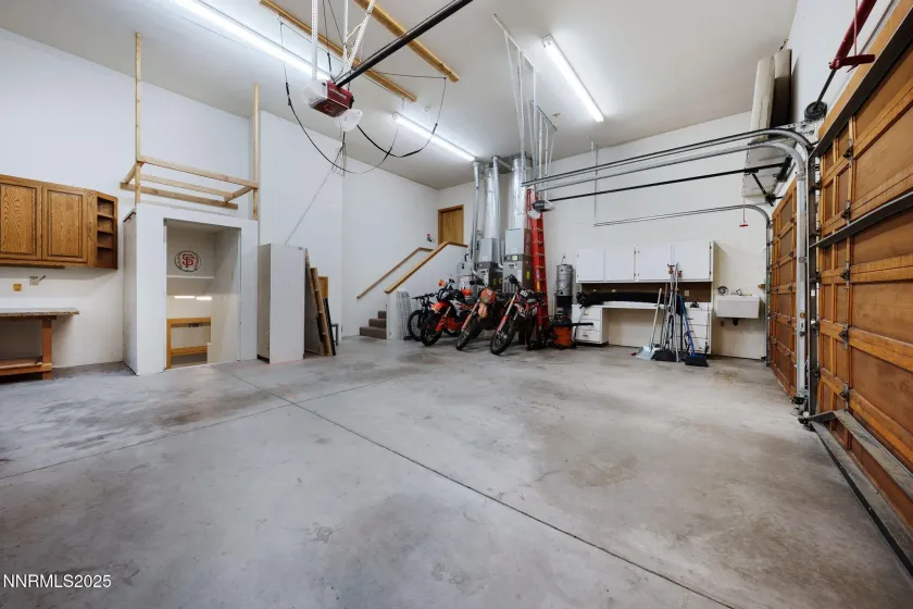 1205 Greensburg, Reno, Nevada 89509, 4 Bedrooms Bedrooms, ,3 BathroomsBathrooms,Residential,Residential,Greensburg,250059072