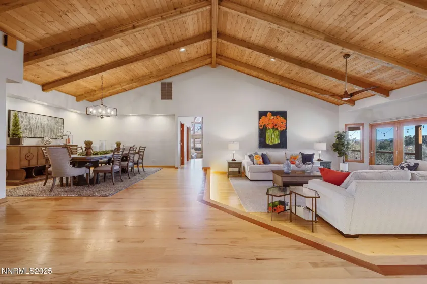 1205 Greensburg, Reno, Nevada 89509, 4 Bedrooms Bedrooms, ,3 BathroomsBathrooms,Residential,Residential,Greensburg,250059072