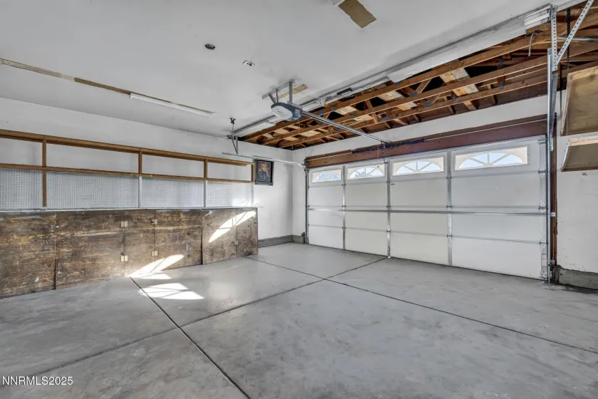 3241 Edna, Sparks, Nevada 89431, 3 Bedrooms Bedrooms, ,2 BathroomsBathrooms,Residential,Residential,Edna,250059074