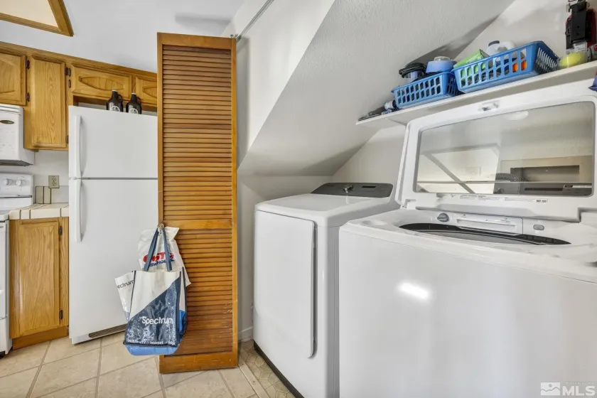 1420 Douglas, Gardnerville, Nevada 89410, 2 Bedrooms Bedrooms, ,2 BathroomsBathrooms,Residential,Residential,Douglas,250053288