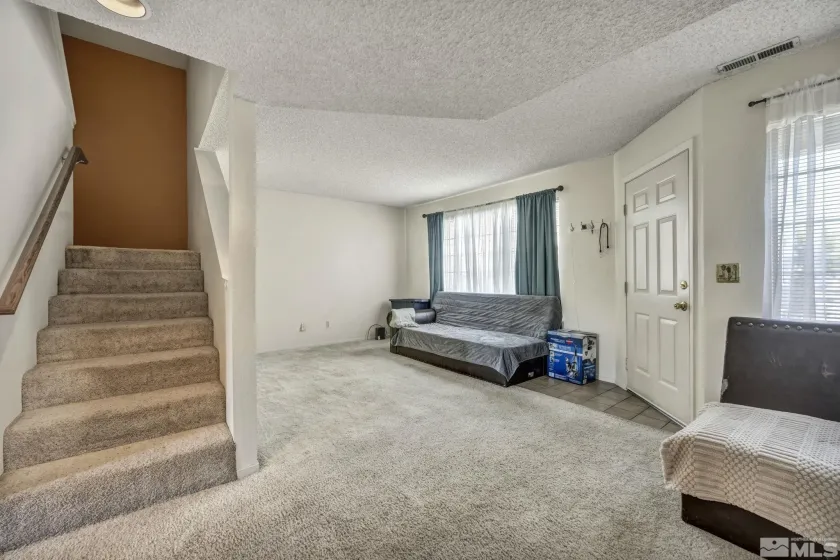 1420 Douglas, Gardnerville, Nevada 89410, 2 Bedrooms Bedrooms, ,2 BathroomsBathrooms,Residential,Residential,Douglas,250053288