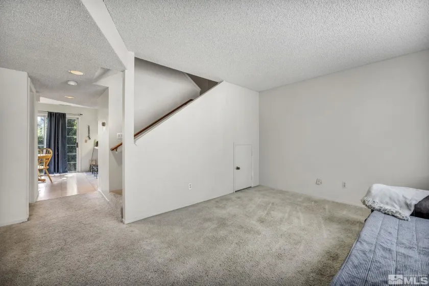 1420 Douglas, Gardnerville, Nevada 89410, 2 Bedrooms Bedrooms, ,2 BathroomsBathrooms,Residential,Residential,Douglas,250053288