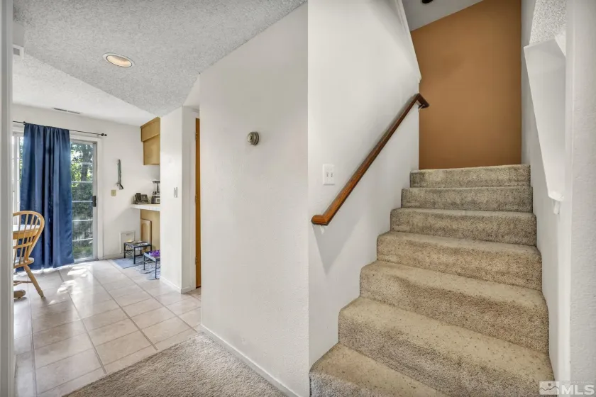 1420 Douglas, Gardnerville, Nevada 89410, 2 Bedrooms Bedrooms, ,2 BathroomsBathrooms,Residential,Residential,Douglas,250053288