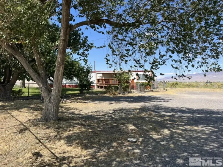 225 Trescott, Battle Mountain, Nevada 89820, 2 Bedrooms Bedrooms, ,2 BathroomsBathrooms,Residential,Residential,Trescott,250002979