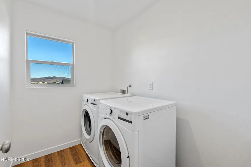 265 Misty, Dayton, Nevada 89403, 3 Bedrooms Bedrooms, ,3 BathroomsBathrooms,Residential,Residential,Misty,250059096