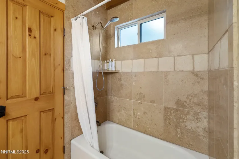 685 Bridger, Incline Village, Nevada 89451, 3 Bedrooms Bedrooms, ,2 BathroomsBathrooms,Residential,Residential,Bridger,250059098