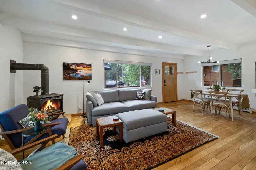 685 Bridger, Incline Village, Nevada 89451, 3 Bedrooms Bedrooms, ,2 BathroomsBathrooms,Residential,Residential,Bridger,250059098