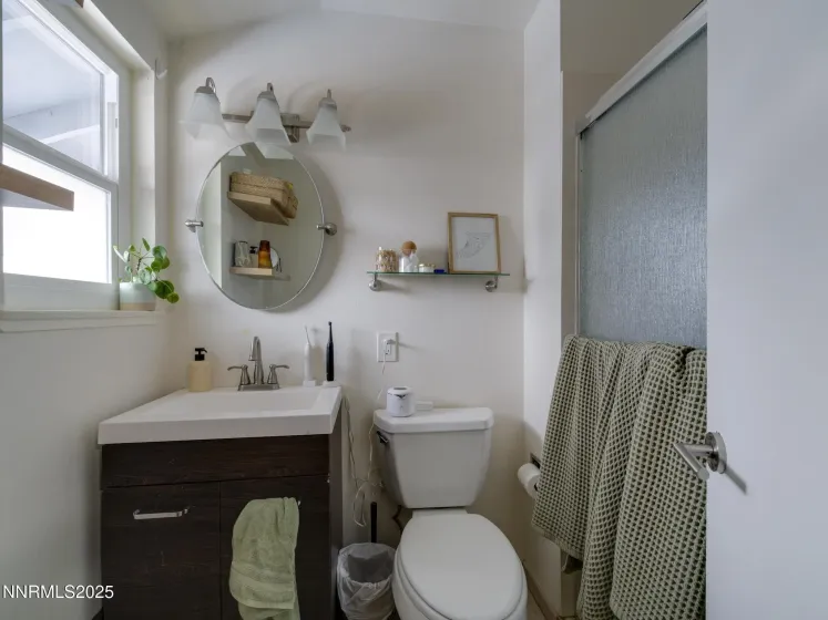 1840 Windsor, Reno, Nevada 89503, 4 Bedrooms Bedrooms, ,2 BathroomsBathrooms,Residential,Residential,Windsor,250059099