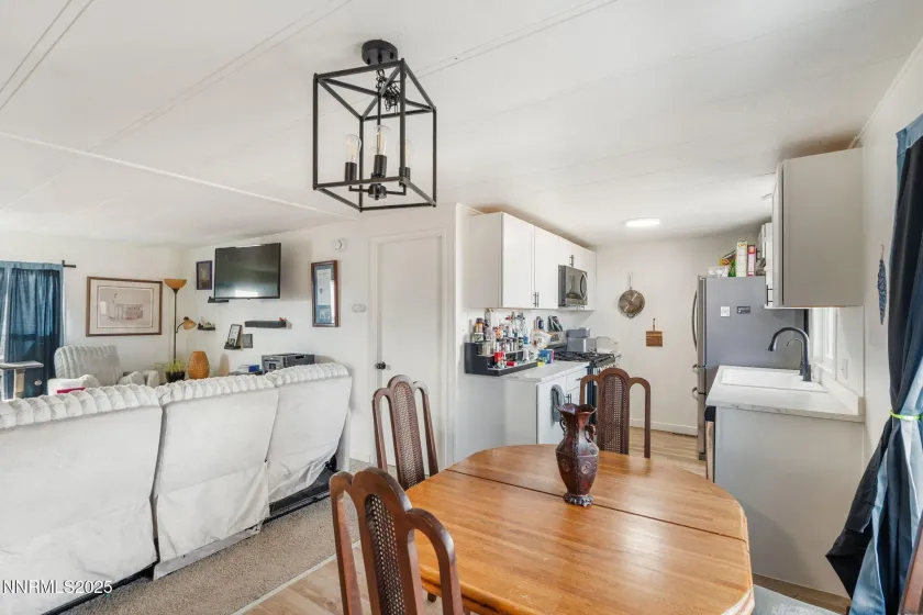 2340 5th, Silver Springs, Nevada 89429, 3 Bedrooms Bedrooms, ,2 BathroomsBathrooms,Residential,Residential,5th,250059104