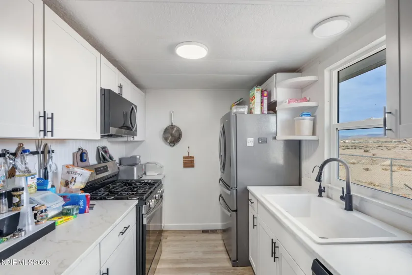 2340 5th, Silver Springs, Nevada 89429, 3 Bedrooms Bedrooms, ,2 BathroomsBathrooms,Residential,Residential,5th,250059104