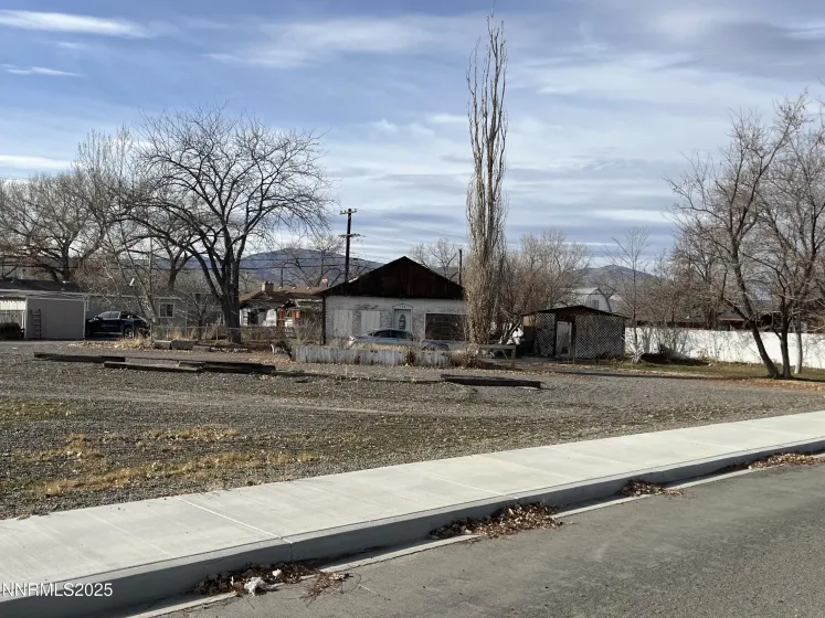 360 2nd, Battle Mountain, Nevada 89820, 2 Bedrooms Bedrooms, ,1 BathroomBathrooms,Residential,Residential,2nd,250059110