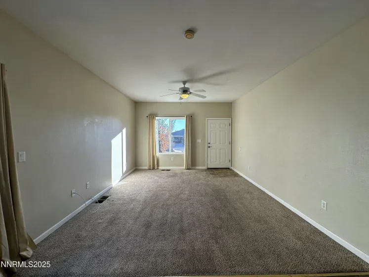 387 Orrcrest, Reno, Nevada 89506, 4 Bedrooms Bedrooms, ,3 BathroomsBathrooms,Residential Lease,Manufactured,Orrcrest,250059114