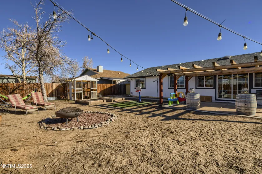 1422 Patricia, Gardnerville, Nevada 89460, 3 Bedrooms Bedrooms, ,2 BathroomsBathrooms,Residential,Residential,Patricia,250059126