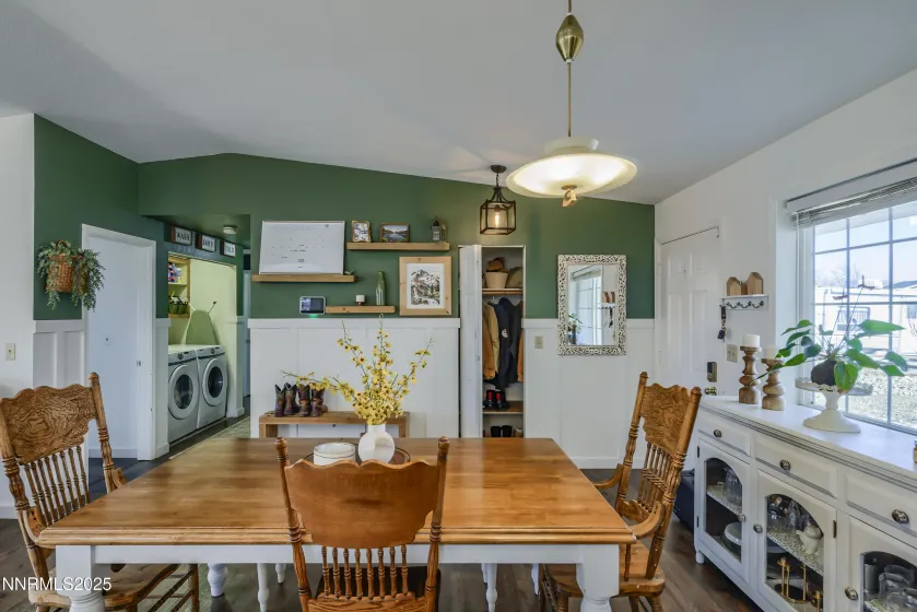 1422 Patricia, Gardnerville, Nevada 89460, 3 Bedrooms Bedrooms, ,2 BathroomsBathrooms,Residential,Residential,Patricia,250059126