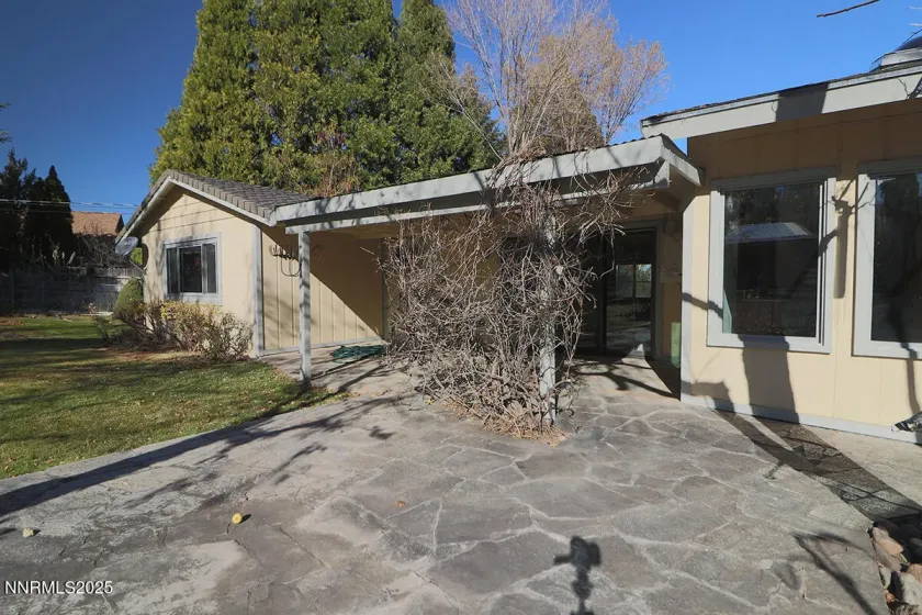 1400 Celese, Reno, Nevada 89511, 4 Bedrooms Bedrooms, ,2 BathroomsBathrooms,Residential,Residential,Celese,250059129