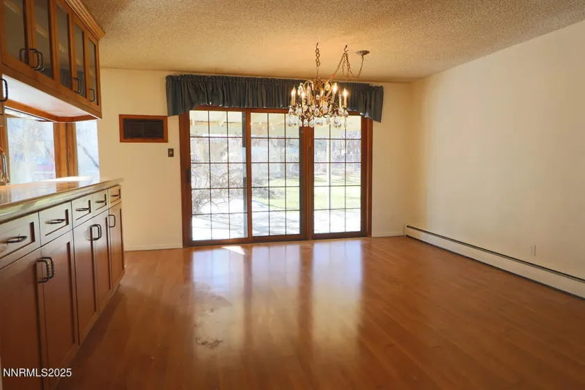 1400 Celese, Reno, Nevada 89511, 4 Bedrooms Bedrooms, ,2 BathroomsBathrooms,Residential,Residential,Celese,250059129