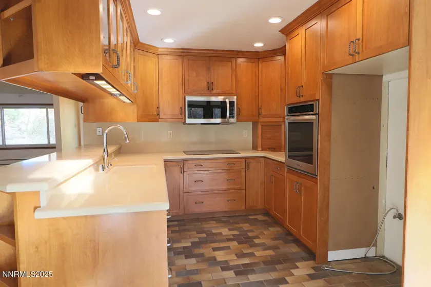 1400 Celese, Reno, Nevada 89511, 4 Bedrooms Bedrooms, ,2 BathroomsBathrooms,Residential,Residential,Celese,250059129