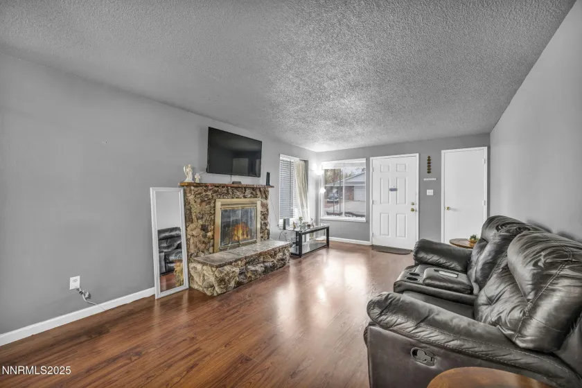 210 Hampton, Carson City, Nevada 89706, 2 Bedrooms Bedrooms, ,1 BathroomBathrooms,Residential,Residential,Hampton,250059133