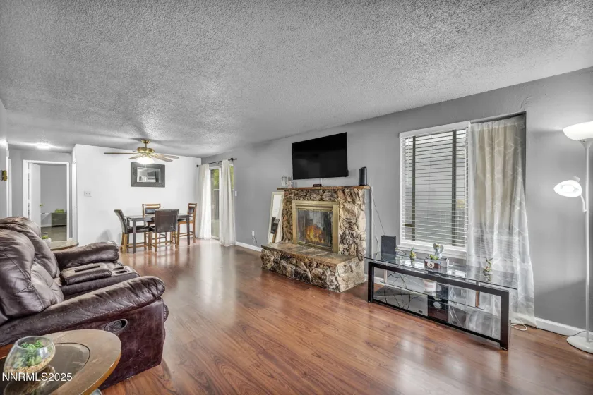 210 Hampton, Carson City, Nevada 89706, 2 Bedrooms Bedrooms, ,1 BathroomBathrooms,Residential,Residential,Hampton,250059133