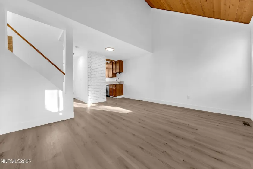 2545 Garfield, Sparks, Nevada 89431, 2 Bedrooms Bedrooms, ,2 BathroomsBathrooms,Residential,Residential,Garfield,250059136