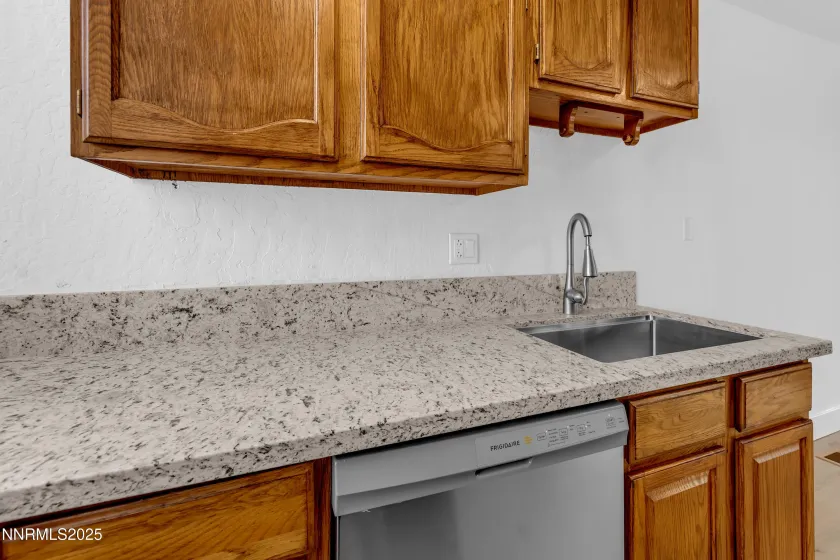 2545 Garfield, Sparks, Nevada 89431, 2 Bedrooms Bedrooms, ,2 BathroomsBathrooms,Residential,Residential,Garfield,250059136