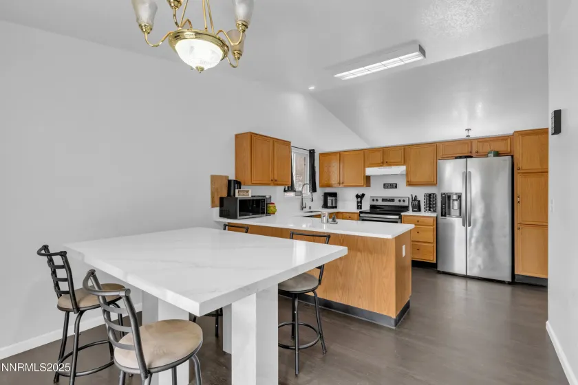 7008 Mozart, Sun Valley, Nevada 89433, 3 Bedrooms Bedrooms, ,2 BathroomsBathrooms,Residential,Residential,Mozart,250059141