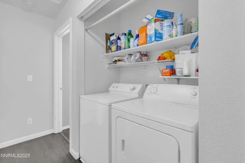 7008 Mozart, Sun Valley, Nevada 89433, 3 Bedrooms Bedrooms, ,2 BathroomsBathrooms,Residential,Residential,Mozart,250059141