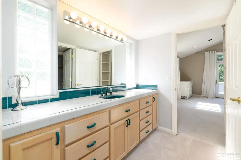 1580 Fifth Green, Gardnerville, Nevada 89460, 4 Bedrooms Bedrooms, ,4 BathroomsBathrooms,Residential,Residential,Fifth Green,250059143