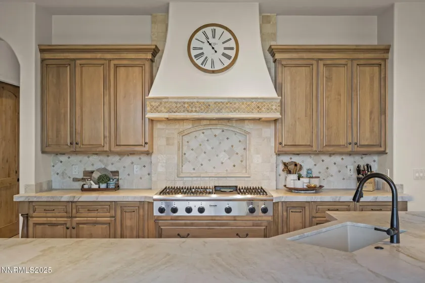 14220 Eagle Springs, Reno, Nevada 89511, 5 Bedrooms Bedrooms, ,6 BathroomsBathrooms,Residential,Residential,Eagle Springs,250059138