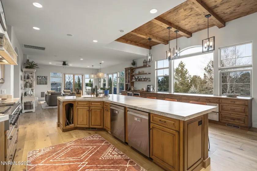 14220 Eagle Springs, Reno, Nevada 89511, 5 Bedrooms Bedrooms, ,6 BathroomsBathrooms,Residential,Residential,Eagle Springs,250059138