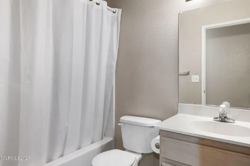 267 Woodlake, Dayton, Nevada 89403, 3 Bedrooms Bedrooms, ,2 BathroomsBathrooms,Residential,Residential,Woodlake,250058254