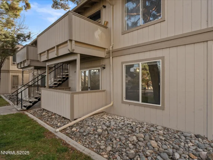 3935 Clear Acre, Reno, Nevada 89512, 2 Bedrooms Bedrooms, ,1 BathroomBathrooms,Residential,Residential,Clear Acre,250059151