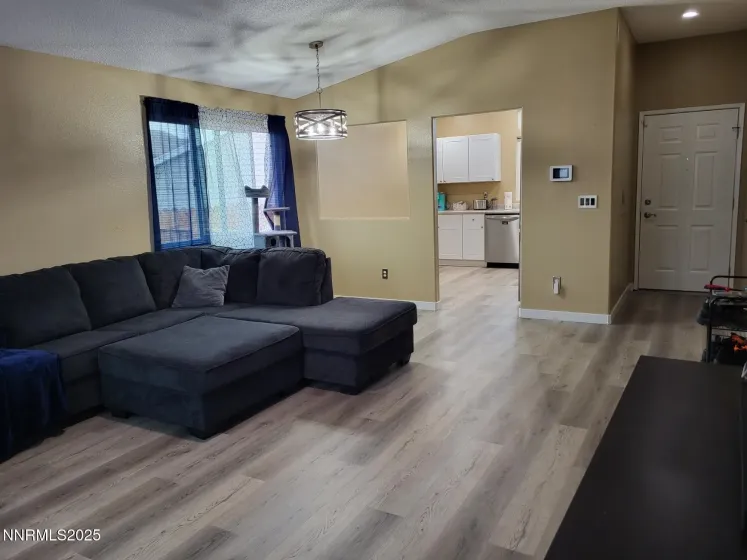 7871 Anchor Point, Reno, Nevada 89506, 4 Bedrooms Bedrooms, ,2 BathroomsBathrooms,Residential,Residential,Anchor Point,250059152