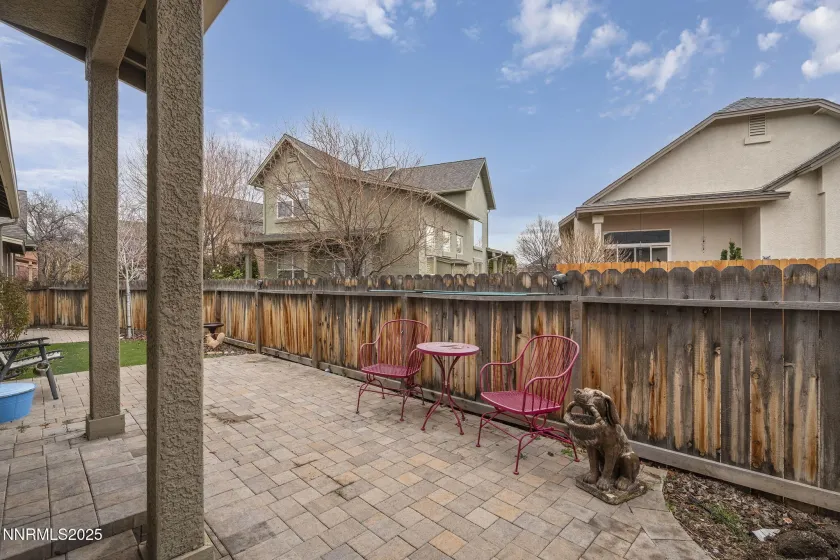 985 Floral Ridge, Sparks, Nevada 89436, 2 Bedrooms Bedrooms, ,2 BathroomsBathrooms,Residential,Residential,Floral Ridge,250059155