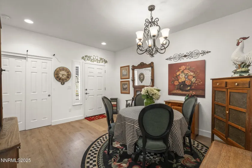 985 Floral Ridge, Sparks, Nevada 89436, 2 Bedrooms Bedrooms, ,2 BathroomsBathrooms,Residential,Residential,Floral Ridge,250059155