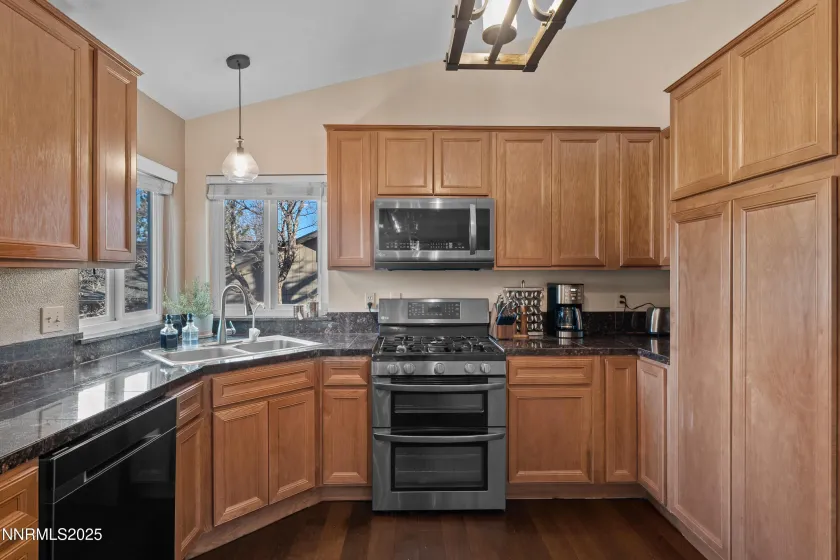 2235 Snowmass, Reno, Nevada 89511, 4 Bedrooms Bedrooms, ,4 BathroomsBathrooms,Residential,Residential,Snowmass,250059154