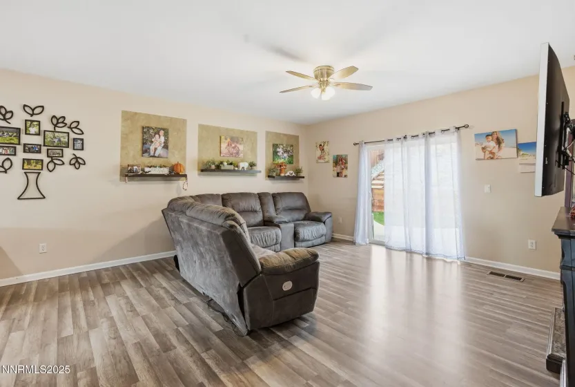 365 Orrcrest, Reno, Nevada 89506, 3 Bedrooms Bedrooms, ,2 BathroomsBathrooms,Residential,Residential,Orrcrest,250059156