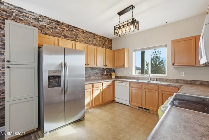 365 Orrcrest, Reno, Nevada 89506, 3 Bedrooms Bedrooms, ,2 BathroomsBathrooms,Residential,Residential,Orrcrest,250059156