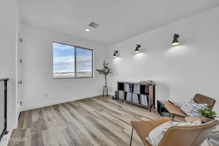 5448 Fossilstone, Sparks, Nevada 89436, 4 Bedrooms Bedrooms, ,3 BathroomsBathrooms,Residential,Residential,Fossilstone,250059157