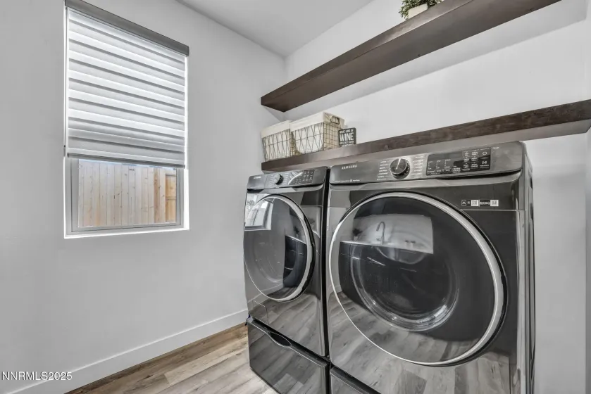 5448 Fossilstone, Sparks, Nevada 89436, 4 Bedrooms Bedrooms, ,3 BathroomsBathrooms,Residential,Residential,Fossilstone,250059157