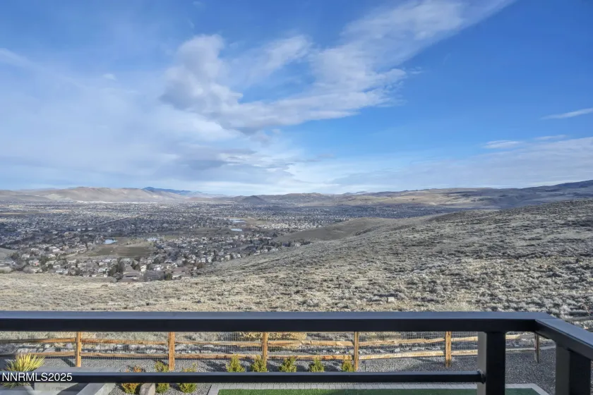 5448 Fossilstone, Sparks, Nevada 89436, 4 Bedrooms Bedrooms, ,3 BathroomsBathrooms,Residential,Residential,Fossilstone,250059157