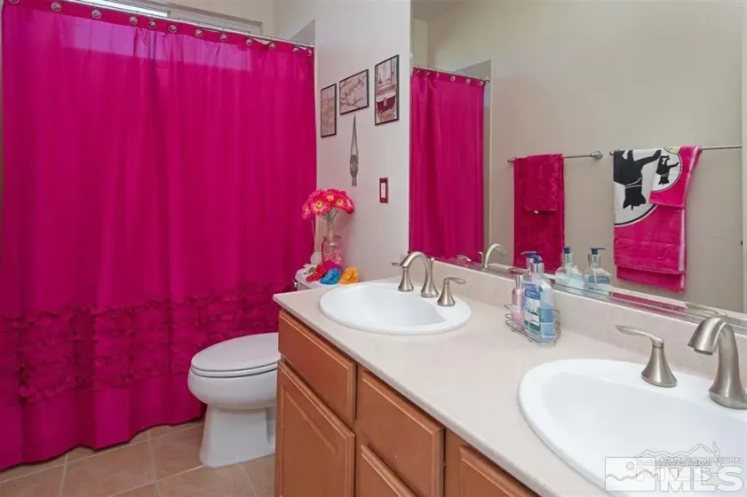 2497 Westfall, Sparks, Nevada 89436, 4 Bedrooms Bedrooms, ,3 BathroomsBathrooms,Residential Lease,Manufactured,Westfall,250059160