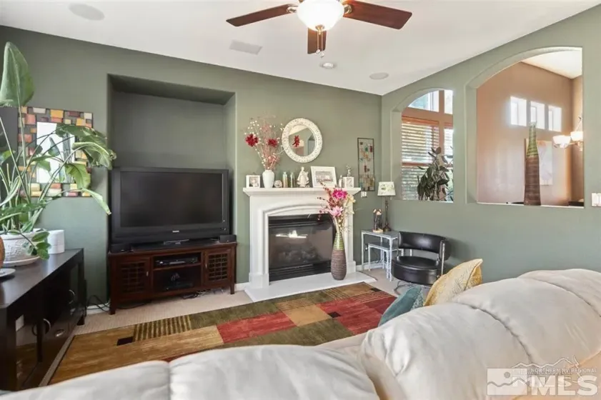 2497 Westfall, Sparks, Nevada 89436, 4 Bedrooms Bedrooms, ,3 BathroomsBathrooms,Residential Lease,Manufactured,Westfall,250059160