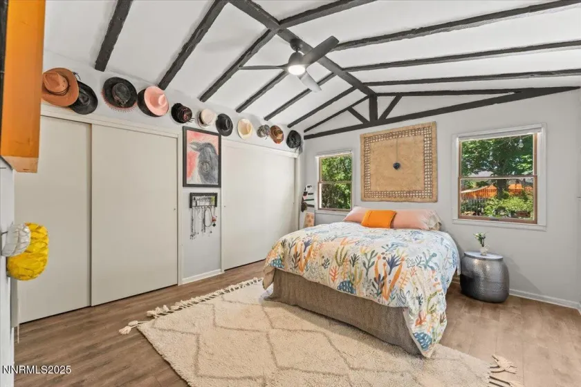 661 Thoma, Reno, Nevada 89502, 2 Bedrooms Bedrooms, ,1 BathroomBathrooms,Residential,Residential,Thoma,250051832