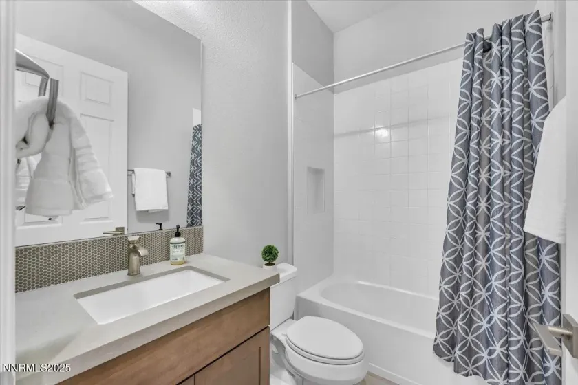 2285 Jagged Peak, Sparks, Nevada 89436, 2 Bedrooms Bedrooms, ,2 BathroomsBathrooms,Residential,Residential,Jagged Peak,250059164