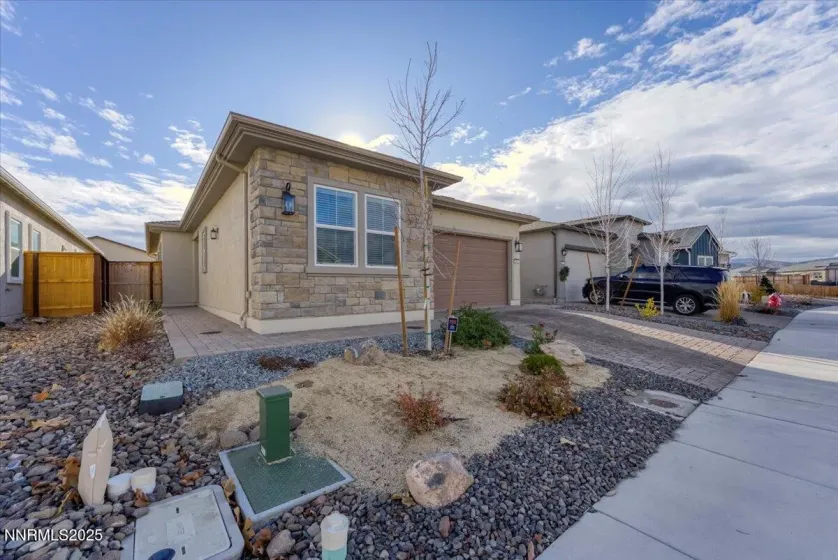 2285 Jagged Peak, Sparks, Nevada 89436, 2 Bedrooms Bedrooms, ,2 BathroomsBathrooms,Residential,Residential,Jagged Peak,250059164