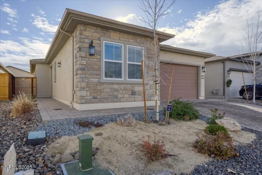 2285 Jagged Peak, Sparks, Nevada 89436, 2 Bedrooms Bedrooms, ,2 BathroomsBathrooms,Residential,Residential,Jagged Peak,250059164